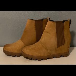 Sorel Joan of arctic wedges